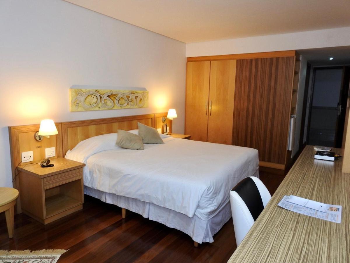 Constantino Hotel e Eventos Juiz de Fora Esterno foto A room at the hotel