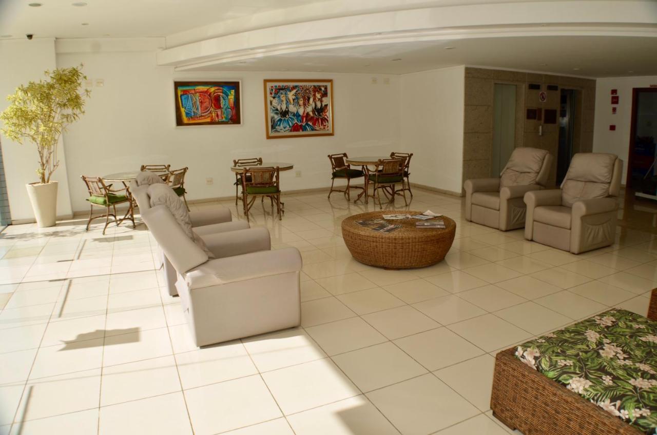 Constantino Hotel e Eventos Juiz de Fora Esterno foto The lobby of the hotel